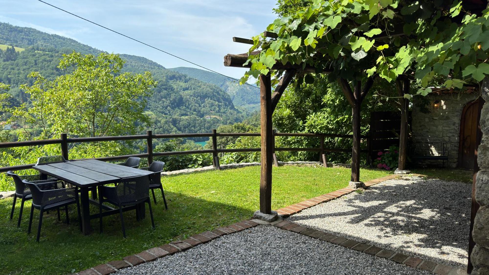 Kuninez, Holiday Home With Summer Kitchen Most na Soči Esterno foto
